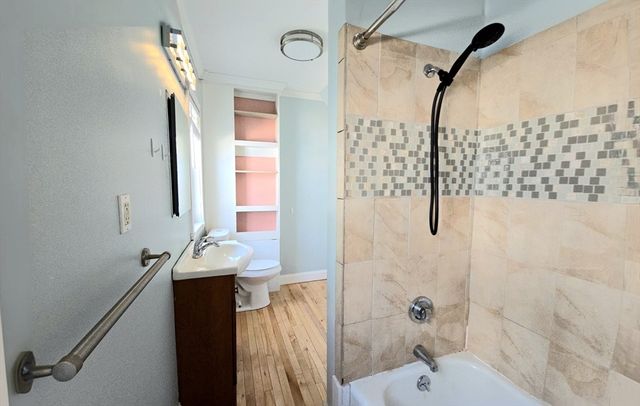 48 Boylston Street 1, Lowell, MA 01852