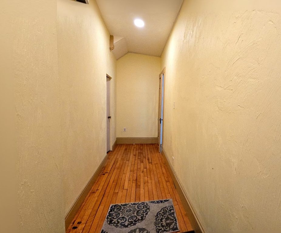 48 Boylston Street 1, Lowell, MA 01852