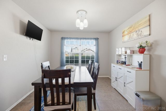 10705 N 154th East Avenue, Owasso, OK 74055