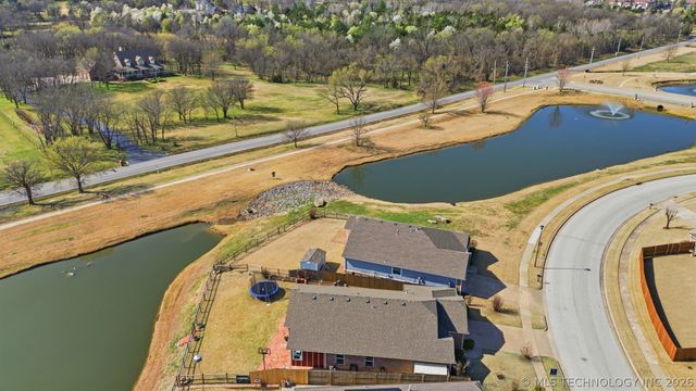 10705 N 154th East Avenue, Owasso, OK 74055