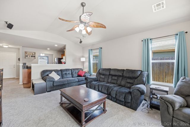 10705 N 154th East Avenue, Owasso, OK 74055