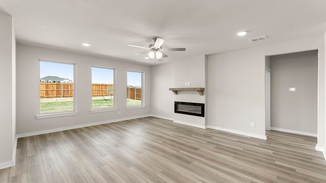 747 Embrace Court, Lavon, TX 75166