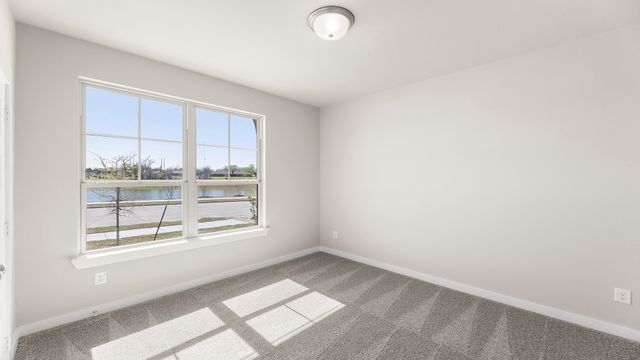 747 Embrace Court, Lavon, TX 75166