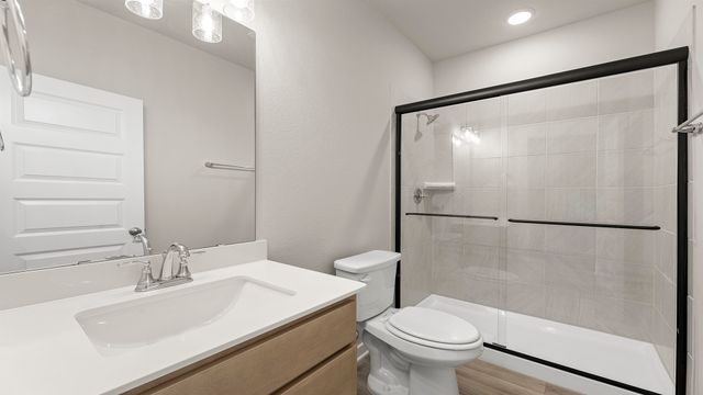 747 Embrace Court, Lavon, TX 75166