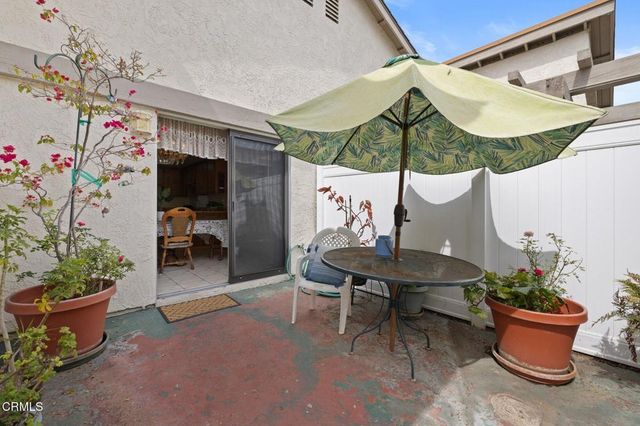 628 Holly Avenue, Oxnard, CA 93036