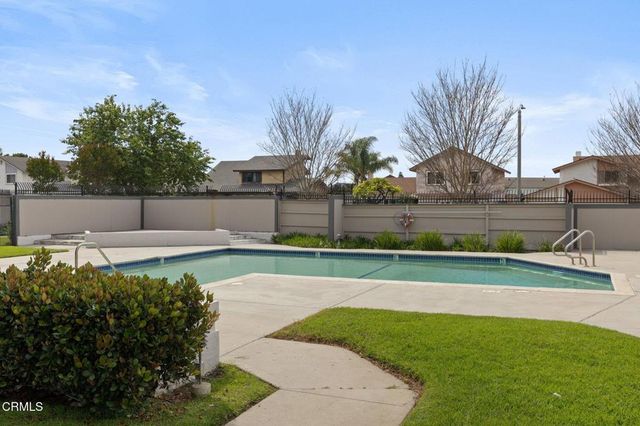 628 Holly Avenue, Oxnard, CA 93036