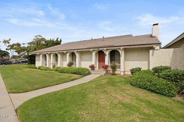 628 Holly Avenue, Oxnard, CA 93036