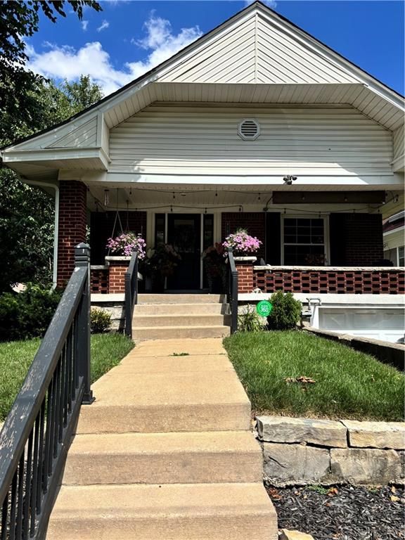 4163 Holly Street, Kansas City, MO 64111