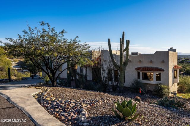 5738 E Camino Del Celador, Tucson, AZ 85750