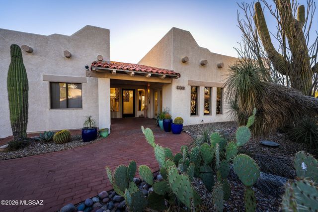 5738 E Camino Del Celador, Tucson, AZ 85750