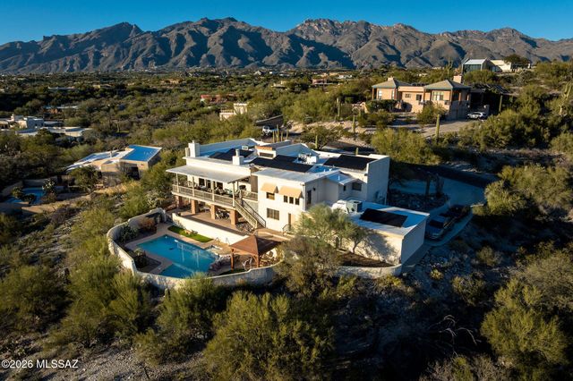 5738 E Camino Del Celador, Tucson, AZ 85750