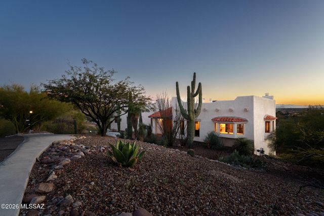 5738 E Camino Del Celador, Tucson, AZ 85750