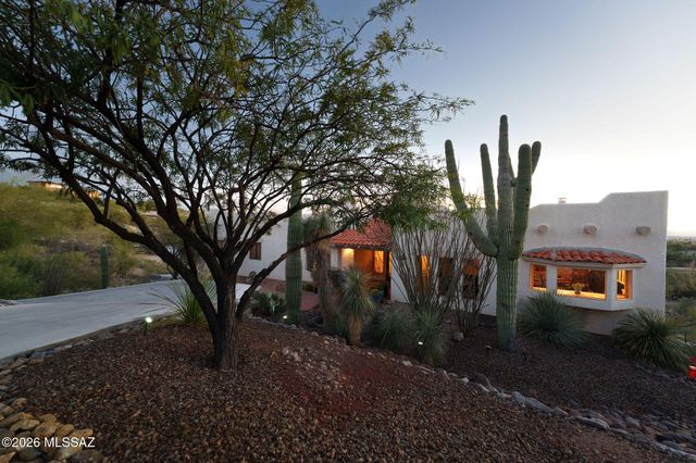 5738 E Camino Del Celador, Tucson, AZ 85750