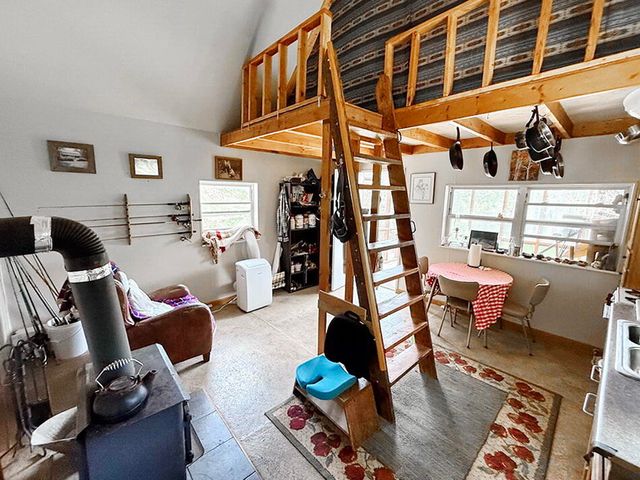 000 SE 1200 Road, Collins, MO 64738