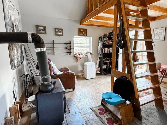 000 SE 1200 Road, Collins, MO 64738