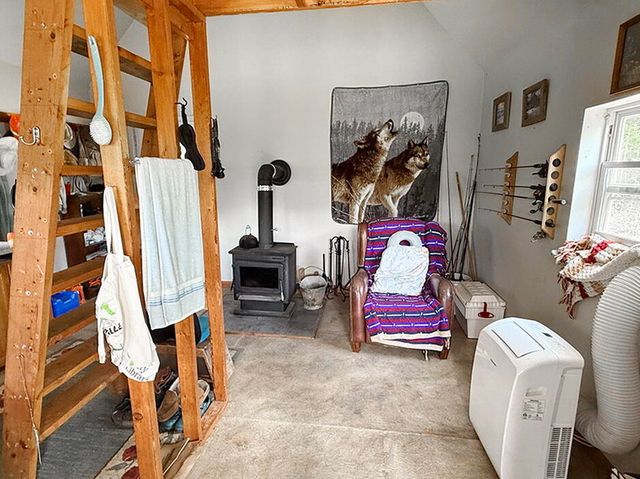 000 SE 1200 Road, Collins, MO 64738