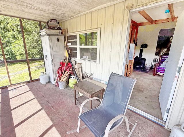 000 SE 1200 Road, Collins, MO 64738