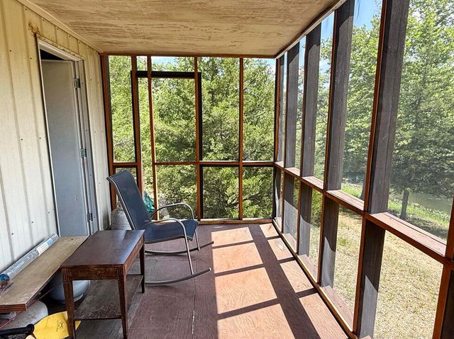 000 SE 1200 Road, Collins, MO 64738