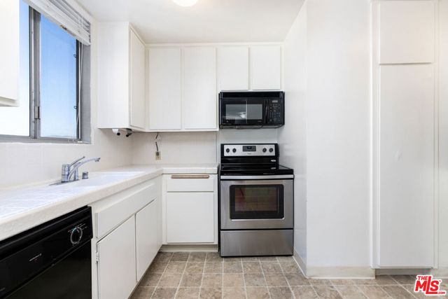 10747 WILSHIRE Boulevard 1105, Los Angeles, CA 90024