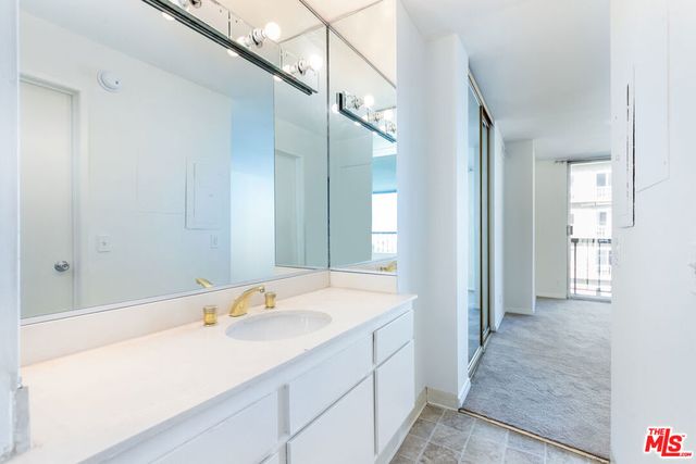 10747 WILSHIRE Boulevard 1105, Los Angeles, CA 90024