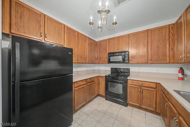 7212 Coventry Ct, Riverdale Boro, NJ 07457