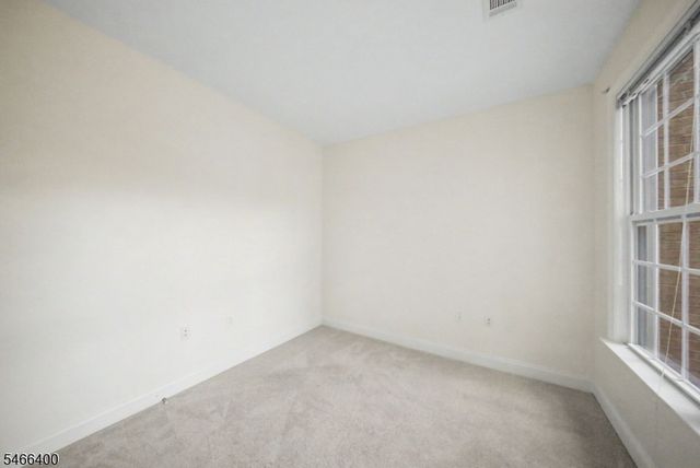 7212 Coventry Ct, Riverdale Boro, NJ 07457