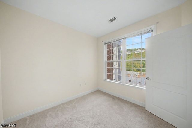 7212 Coventry Ct, Riverdale Boro, NJ 07457
