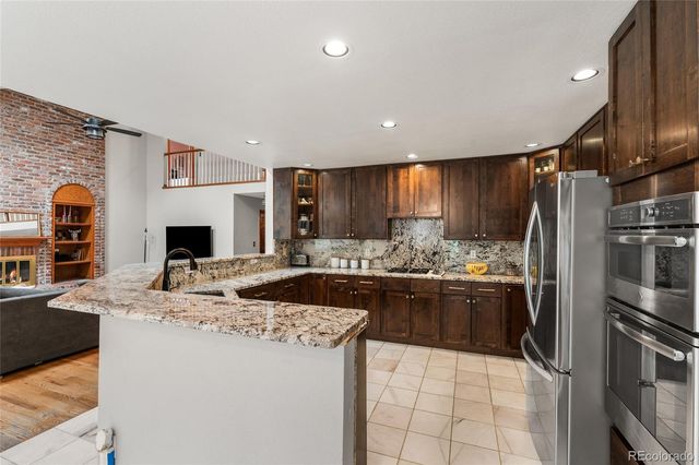 4852 S Carson Street, Aurora, CO 80015