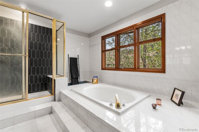 4852 S Carson Street, Aurora, CO 80015