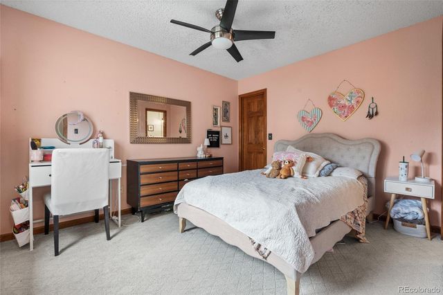 4852 S Carson Street, Aurora, CO 80015