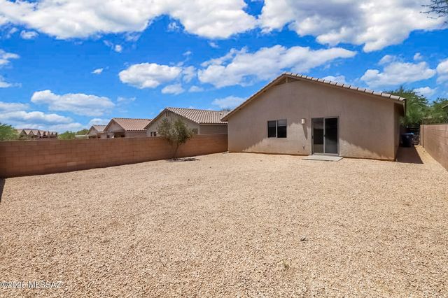 6807 W Quailwood Way, Tucson, AZ 85757