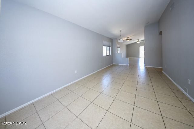 6807 W Quailwood Way, Tucson, AZ 85757