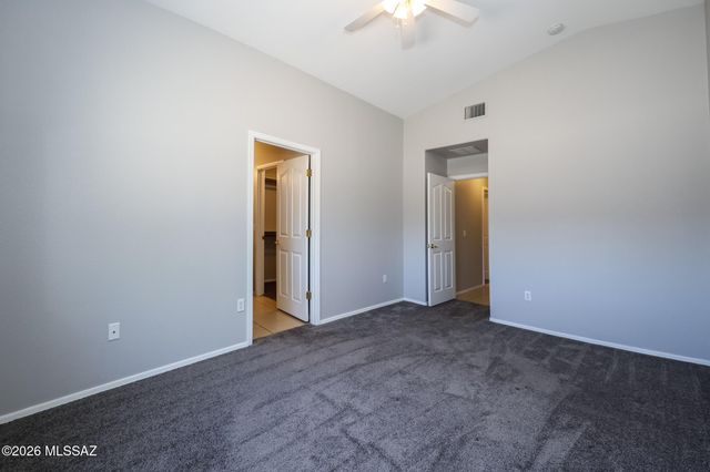 6807 W Quailwood Way, Tucson, AZ 85757