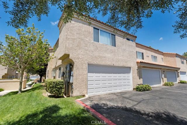 43439 30th West 1, Lancaster, CA 93536
