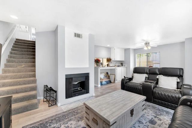 43439 30th West 1, Lancaster, CA 93536