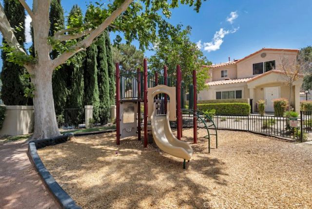 43439 30th West 1, Lancaster, CA 93536
