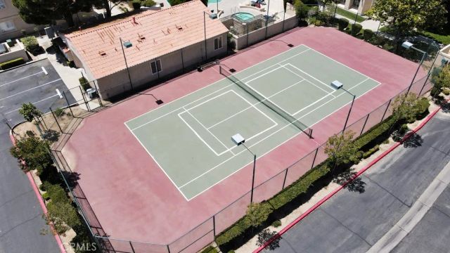 43439 30th West 1, Lancaster, CA 93536
