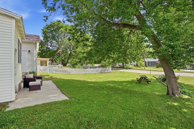 509 Doty Street, Edgerton, WI 53534