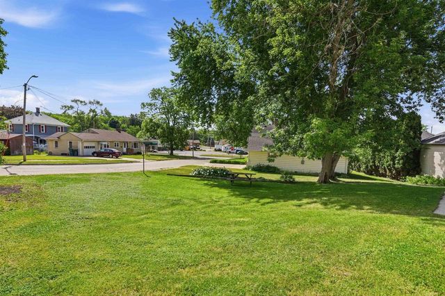 509 Doty Street, Edgerton, WI 53534