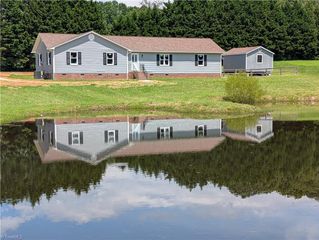 1410 Creekside Drive, Randleman, NC 27317