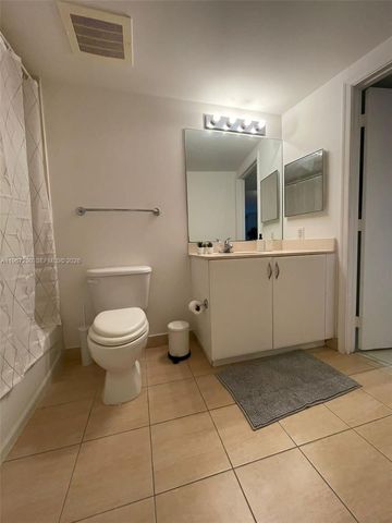 1750 N Bayshore Dr 2710, Miami, FL 33132