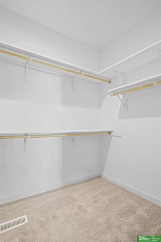 20947 Ellison Avenue, Elkhorn, NE 68022