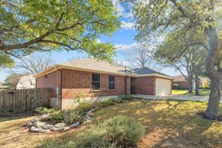 1706 Rockwood LN, Cedar Park, TX 78613