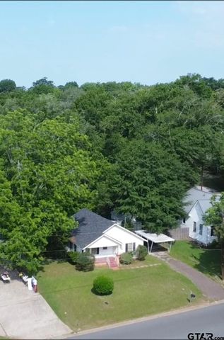 1302 S Main St, Henderson, TX 75654