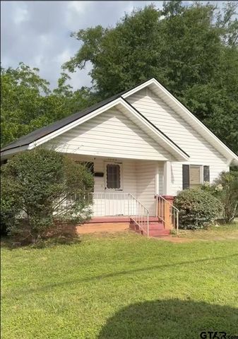 1302 S Main St, Henderson, TX 75654