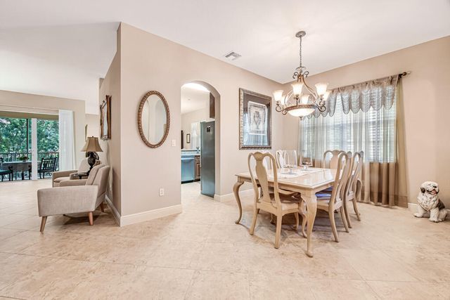 9786 Midship Way 203, Royal Palm Beach, FL 33411
