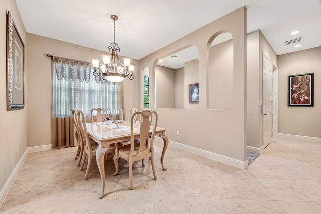 9786 Midship Way 203, Royal Palm Beach, FL 33411
