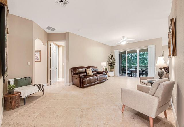 9786 Midship Way 203, Royal Palm Beach, FL 33411