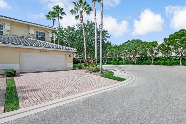9786 Midship Way 203, Royal Palm Beach, FL 33411