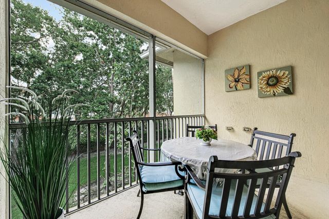 9786 Midship Way 203, Royal Palm Beach, FL 33411